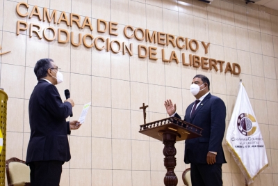 Guillermo Benavides juramentó como nuevo presidente de la Cámara de Comercio de La Libertad